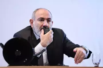 Pashinyan not rules out referendum in process of delimitation with Azerbaijan