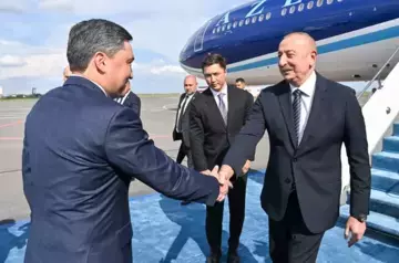 Ilham Aliyev arrives on visit to Astana