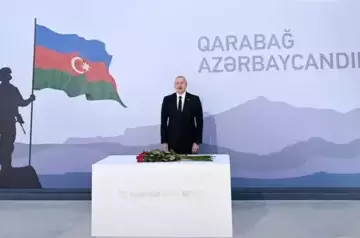 Ilham Aliyev visits Victory Park in Baku