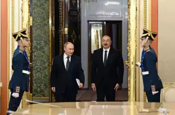 Vladimir Putin and Ilham Aliyev meet in Kremlin ahead of CIS summit