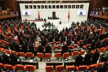 Scuffle erupts between opposition and ruling party MPs at Turkish parliament