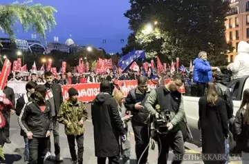 Opposition holds rally in Tbilisi&#039;s Republic Square