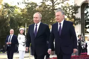 Mirziyoyev congratulates Putin on holding Direct Line