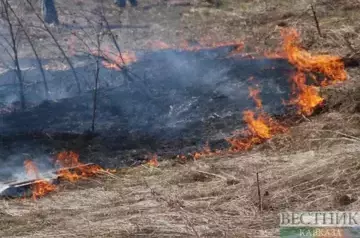 Four slopes of Mount Beshtau in fire