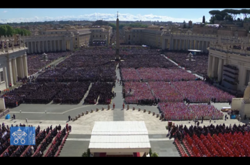 Pope Francis' funeral underway in Vatican