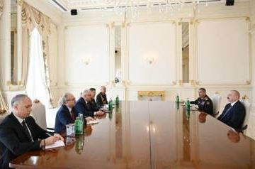 Ilham Aliyev receives Turkish Minister of National Defense