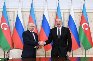 Vladimir Putin congratulates Ilham Aliyev on Independence Day