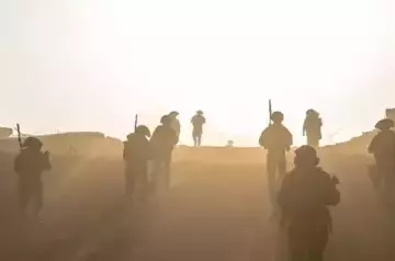 Israeli army approves plans to continue operation in Gaza