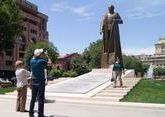 Jerusalem Post on monuments honoring Garegin Nzhdeh in Yerevan and Albert Agarunov in Baku