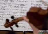 Woman plays violin during her brain surgery (VIDEO)