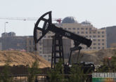 Brent oil price down below $25 per barrel