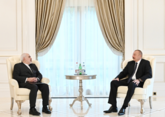 Zarif: Azerbaijan can play historic role in bringing peace to region