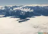 Avalanche traps man at Georgian resort 