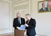 Azerbaijani President receives Saint Petersburg governor