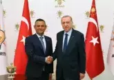 Erdoğan meets with leader of opposition party for first time in 8 years