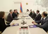 Pashinyan and U.S. delegation discuss peace treaty with Azerbaijan