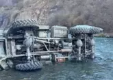 Truck falls off cliff in Dagestan