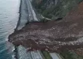 Turkish rescuers search for victims on road from Türkiye to Georgia