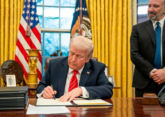 Trump issues ultimatum, saying Moscow, Kiev should hold direct talks