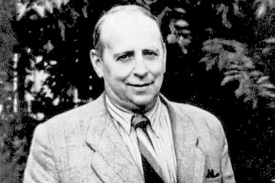 Cinderella’s shoe monument unveiled in Maykop