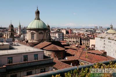 Versace renounces use of kangaroo leather