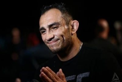 Tony Ferguson dances in hospital after UFC 249 defeat (VIDEO)