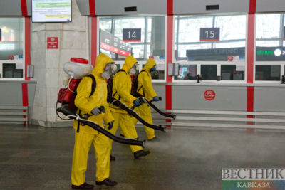 Disinfection at the Kursky train station, Moscow