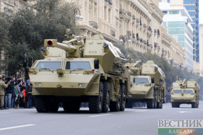 Baku residents welcome Victory Parade (photo report)