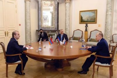 Armenian media: Yerevan asks Moscow to provide plane for visit  to Baku