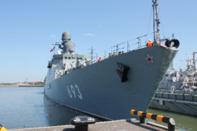 Russia Moves 10 Naval Vessels From Caspian To Black Sea For Drills - Military