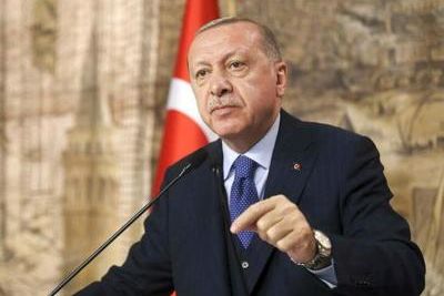 Erdogan tests new high-speed railway 