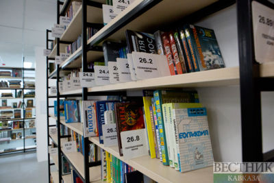 German Chancellor boasts of knowledge of Russian alphabet