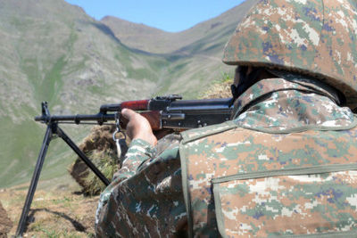 Defense Ministry servicemen killed in car accident in Armenia