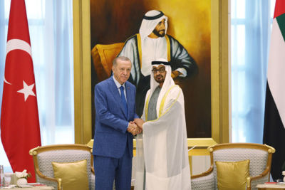 Turkey and UAE sign $50 billion in deals