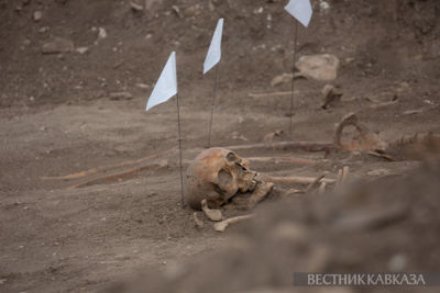 Mass burial of Khojaly tragedy victims in Askeran