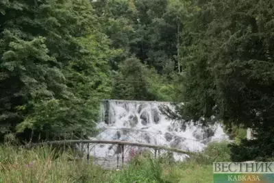 Man with leg injury rescued in Uzbekistan