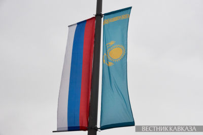 Флаги на улицах Москвы в преддверии госвизита президента Казахстана Токаева