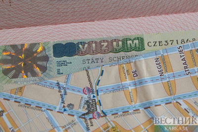 Azerbaijan introduces one year visa free regime for Bosnia and Singapore